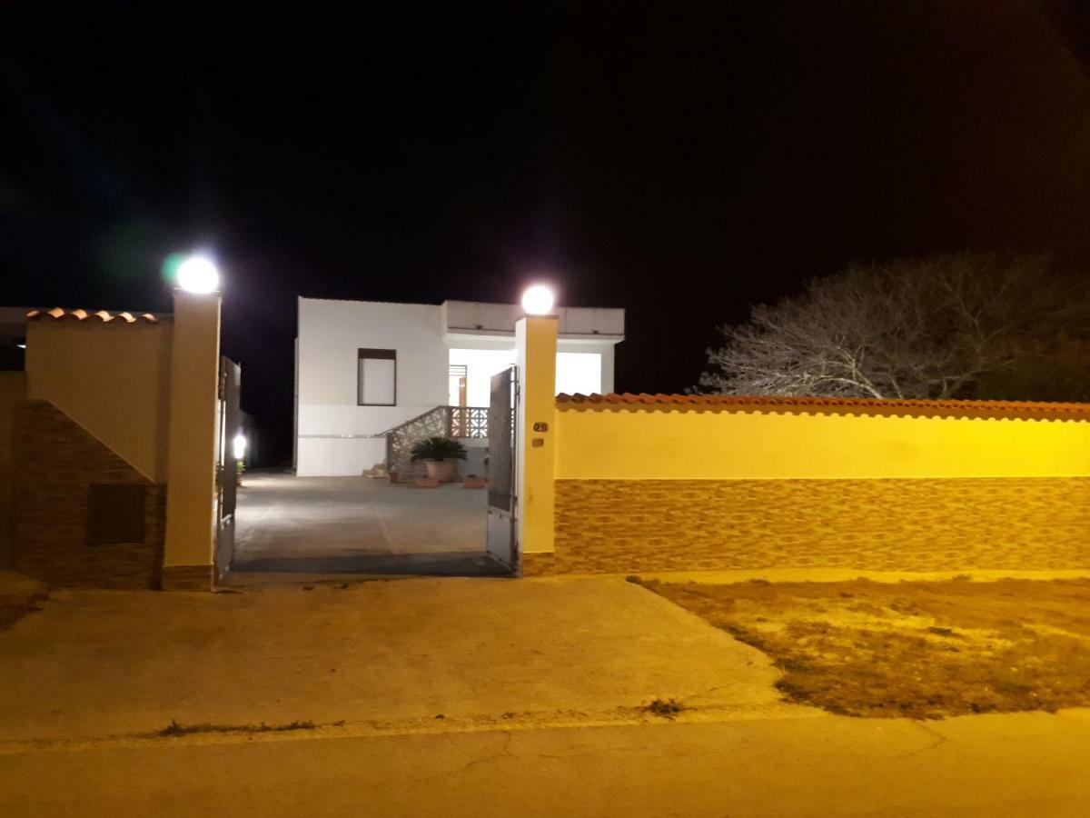 Villa Vacanze Giuseppe Mazara del Vallo Bagian luar foto
